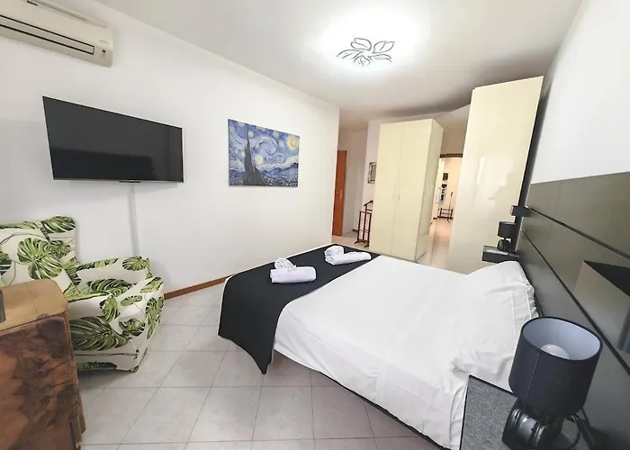 Eur Heritage Suite
